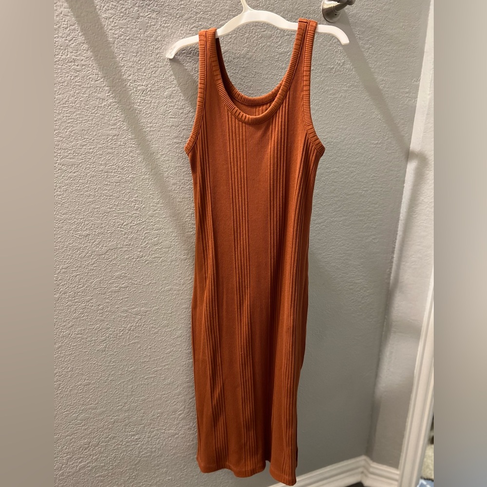 A New Day fitted sleeveless midi dress size small